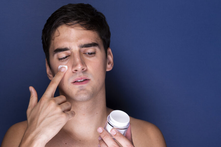 The Ultimate Guide to Sunscreen for Men: How to Choose the Best Sunscreen for Men